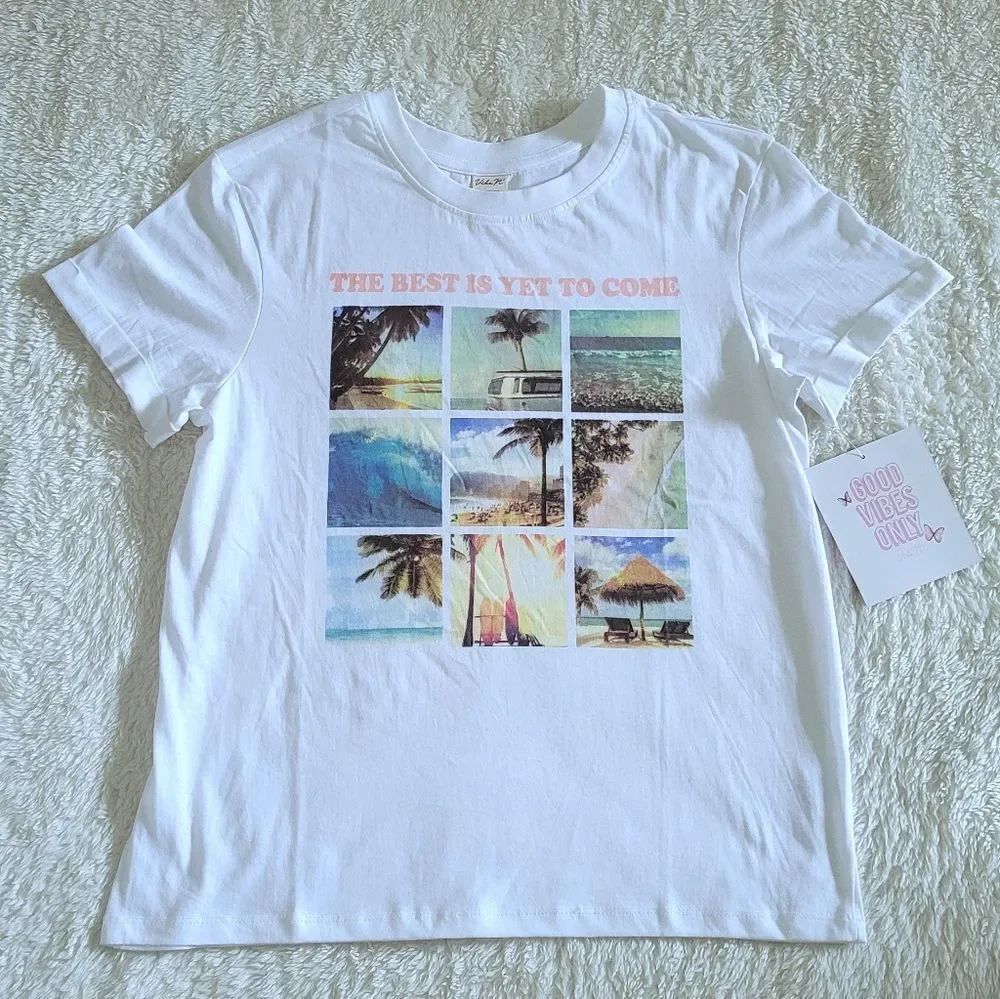 Vibe N' "The Best Is Yet To Come" Graphic Tee👕 - NWT